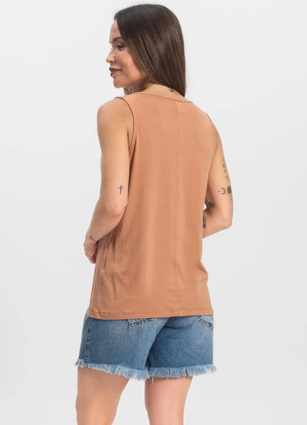 Infinita Cor - Blusa Feminina Lisa Marrom 4