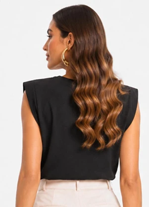 Infinita Cor - Blusa Feminina Manga Curta em Malha Visco Preto - INFINITA COR