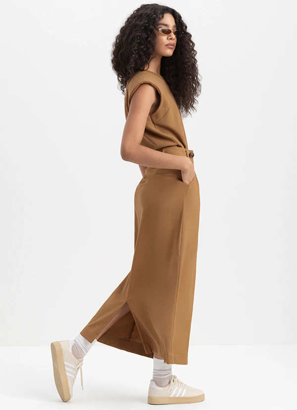 Essendi - Blusa Feminina Muscle Tee Marrom 4