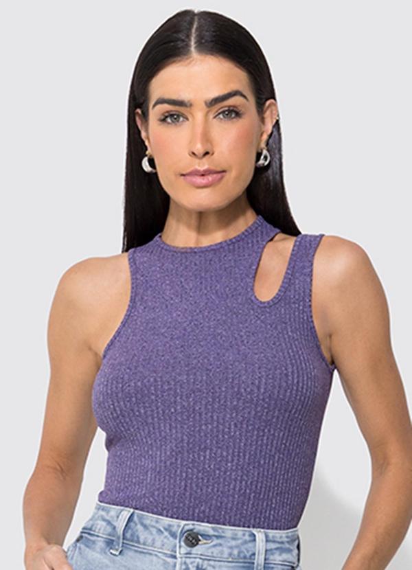 Enfim - Blusa Lilás Justa Cut Out Canelada