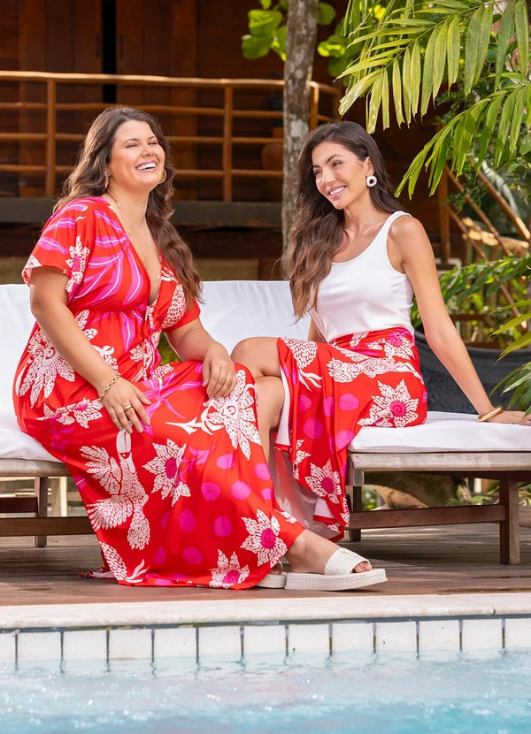 Quintess - Blusa Off White em Malha Crepe Encorpada 9