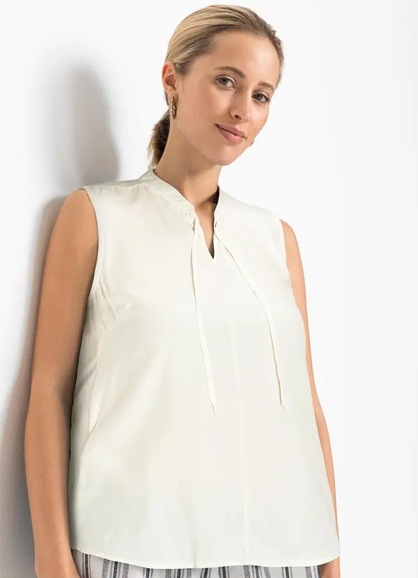 bonprix - Blusa Off White em Viscose Plana