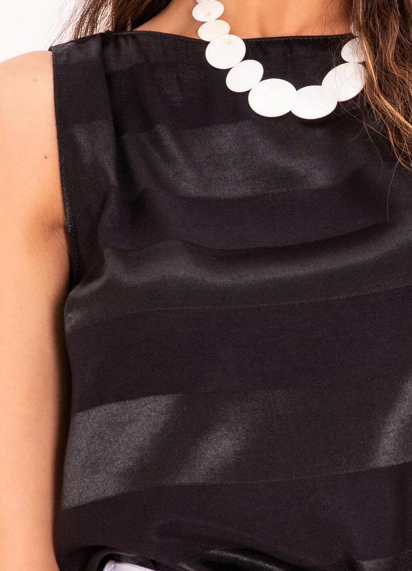 Quintess - Blusa Preto em Cetim 5