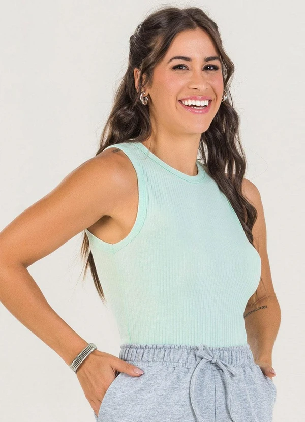 Meu Jeans - Blusa Regata Canelada Verde Sea 4