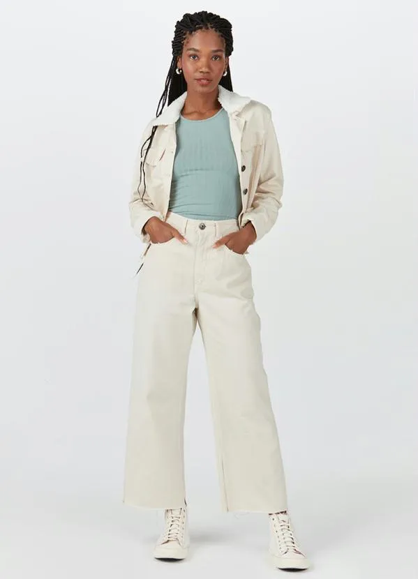 Malwee - Blusa Regata Malha Canelada de Viscose Verde 4