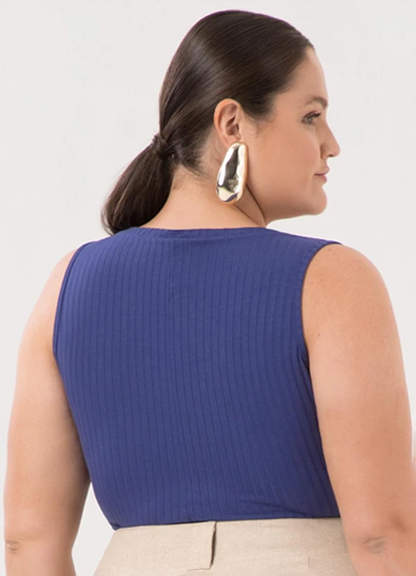 Lunender Mais Mulher - Blusa Regata Plus Size com Decote em V Azul 3