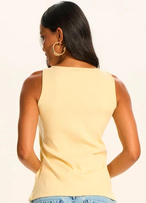 Doce Trama - Blusa sem Mangas com Botões Decorativos Amarelo - DOCE TRAMA