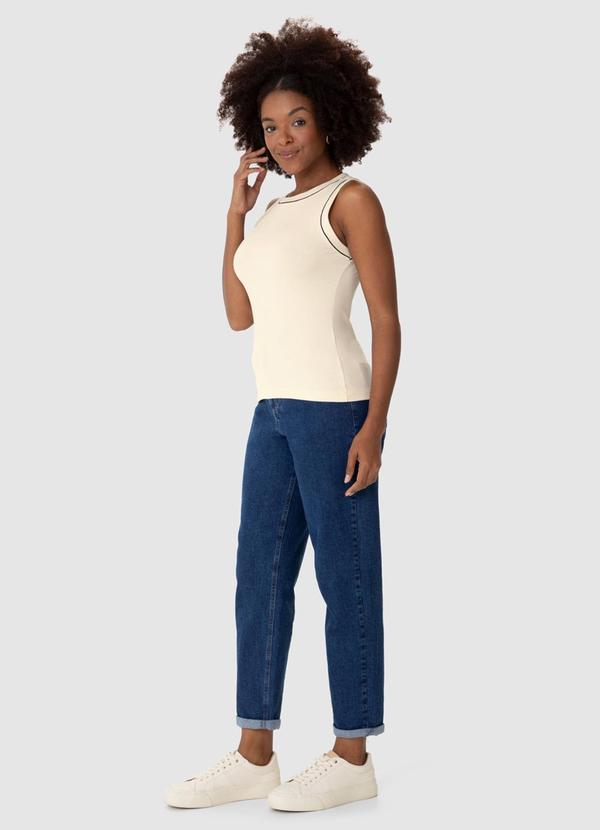 Malwee - Blusa Tradicional Canelada Bege 4