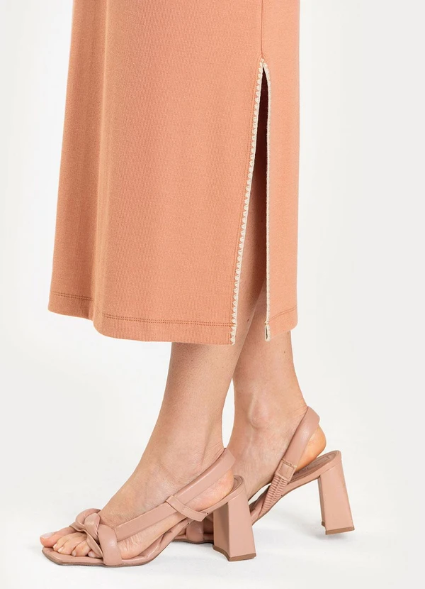 Dianna - Conjunto Feminino Regata e Saia Marrom 5