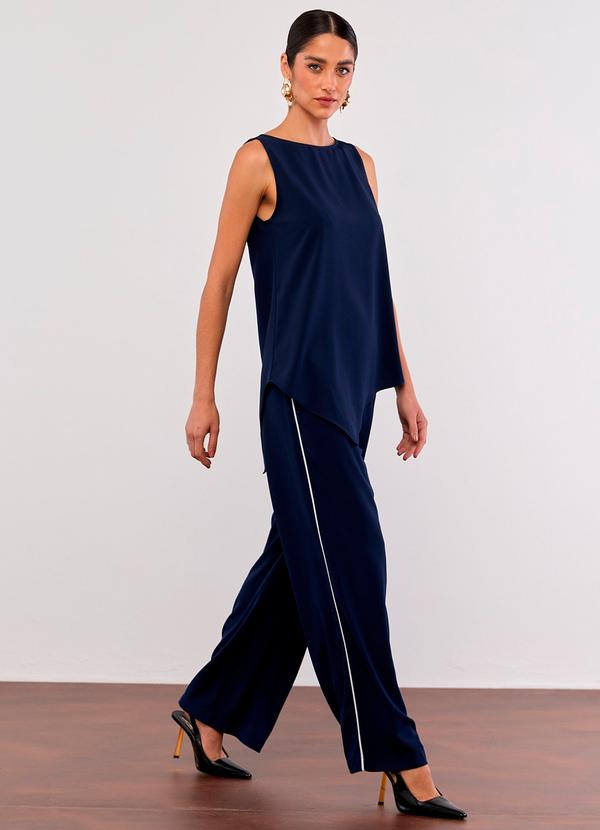 Carlota Costa - Regata Assimétrica Azul 3