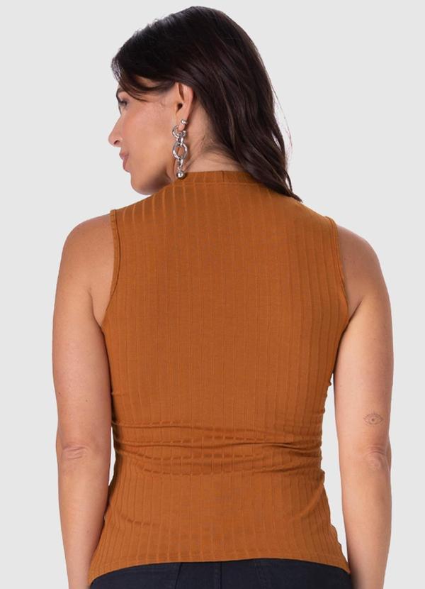 Malwee - Regata Canelada Feminina Marrom 2