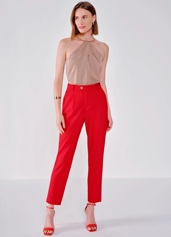 Principessa - Regata Nude com Colar Rígido Dourado na Gola Rochelle 7