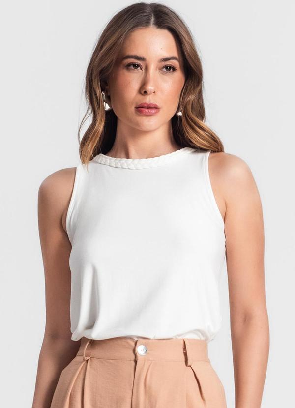 Rovitex - Regata com Decote Trabalhado Bege 4