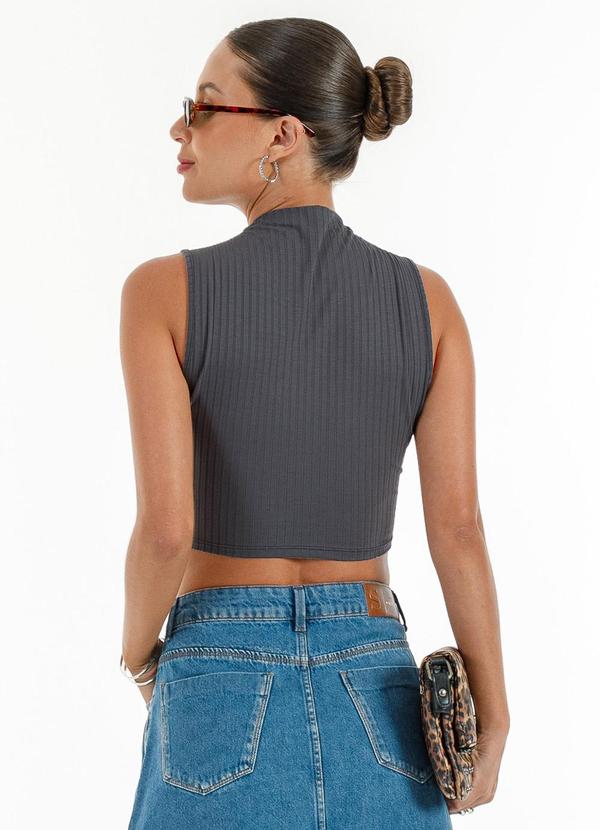 Habana - Regata Cropped em Canelado Cinza Escuro 2