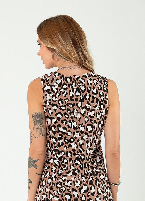 Cativa - Regata Decote Quadrado em Viscose Marrom Claro 2