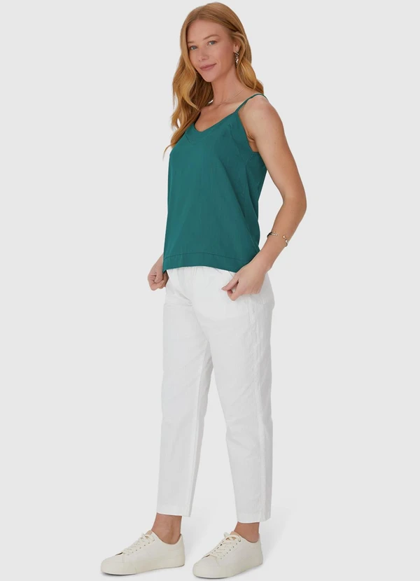 Malwee - Regata Decote V Alça Fina em Viscolinho Verde 3