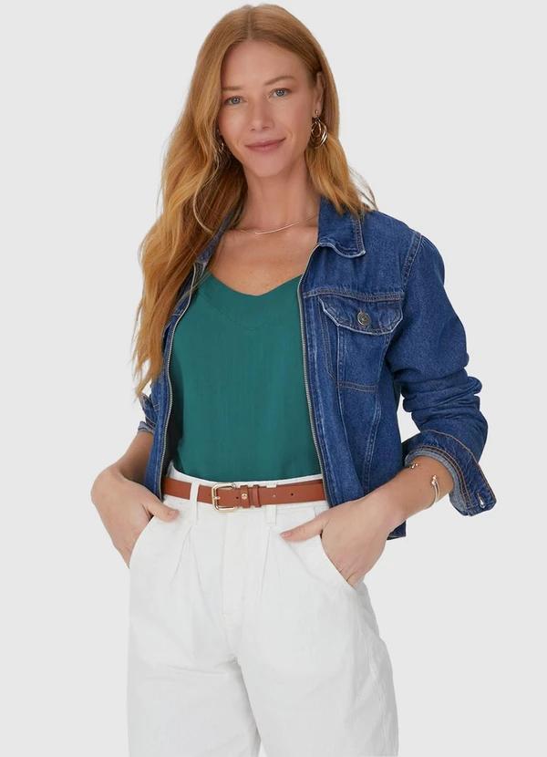 Malwee - Regata Decote V Alça Fina em Viscolinho Verde 4