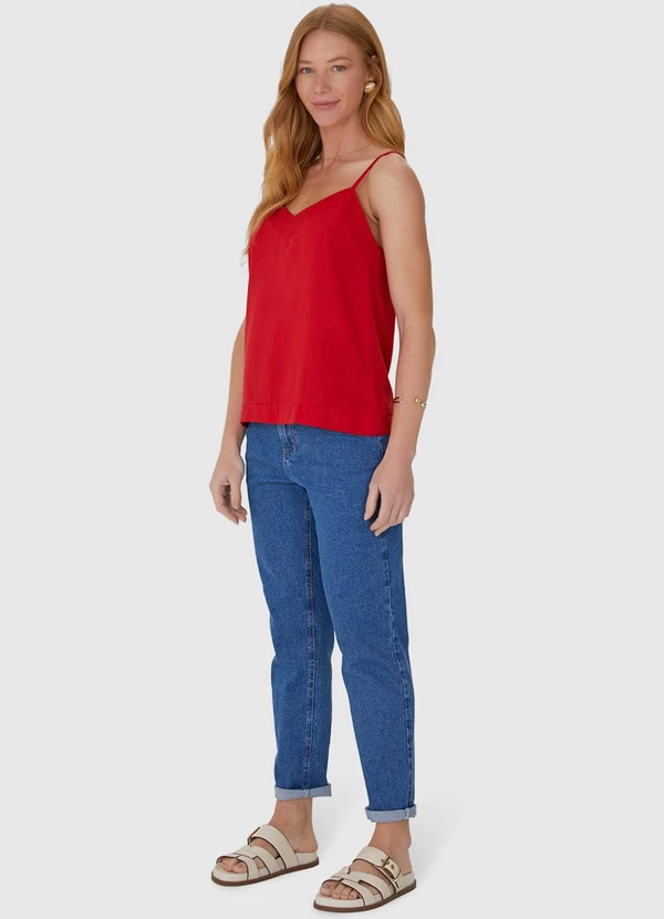 Malwee - Regata Decote V Alça Fina em Viscolinho Vermelho 3