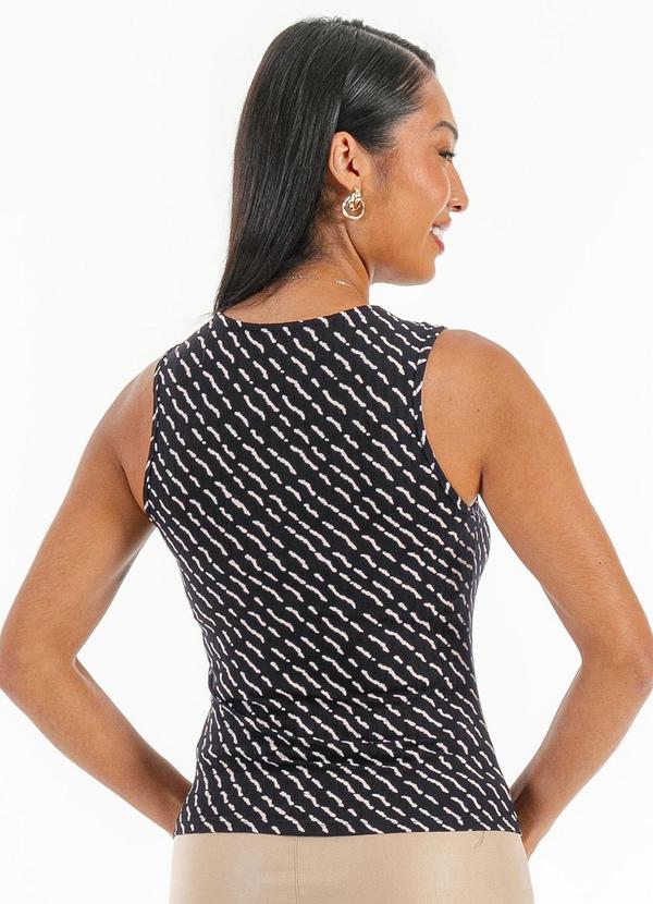 Habana - Regata Decote V em Canelado Preto 2