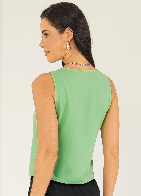 Gris - Regata Decote V em Viscose Verde Claro 2