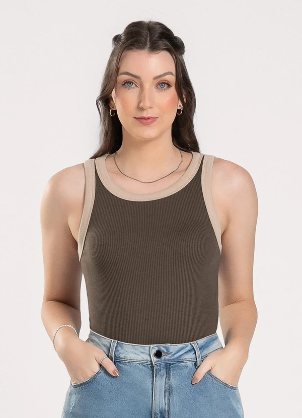 Cativa - Regata em Canelado Marrom Escuro