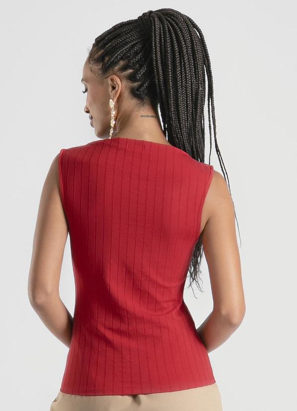 Cativa - Regata em Canelado Vermelho Escuro 2