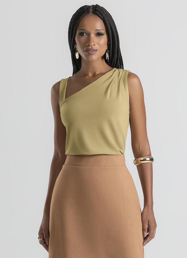 Cativa - Regata em Crepe Caramelo