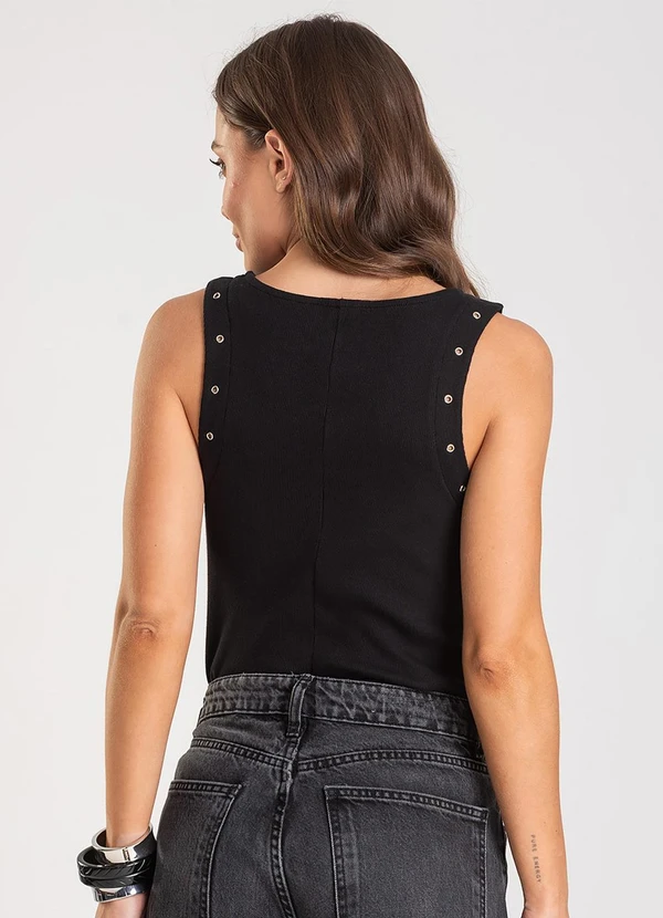 Dianna - Regata Feminina Canelada com Ilhós Preto 2