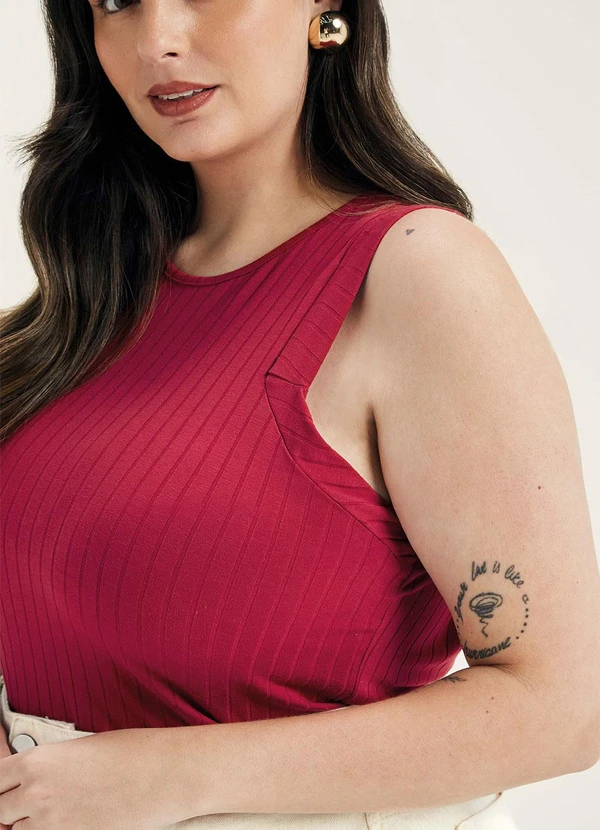 Marialícia - Regata Feminina Canelado de Viscose Vermelho 3