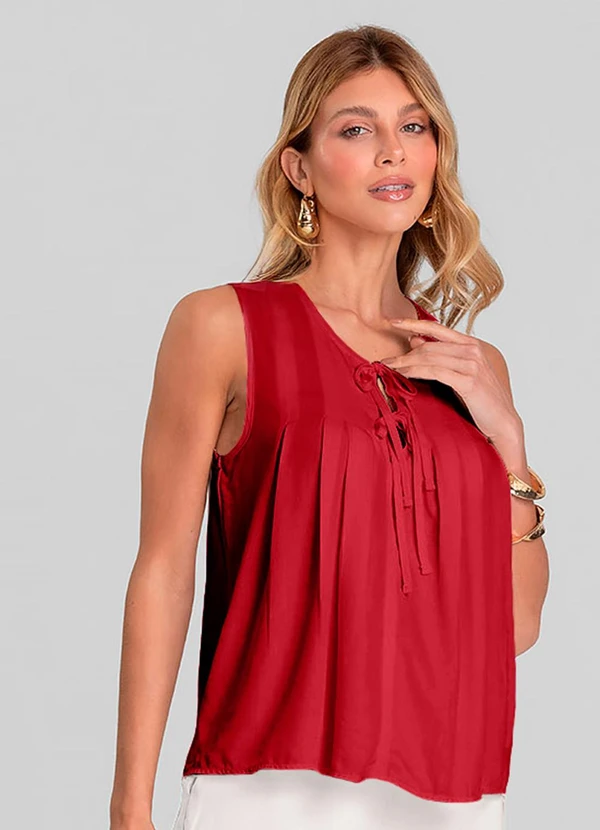 Dianna - Regata Feminina com Pregas Vermelho