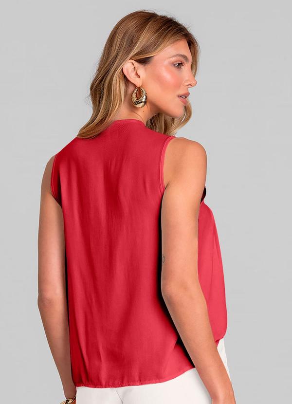 Dianna - Regata Feminina com Pregas Vermelho 2