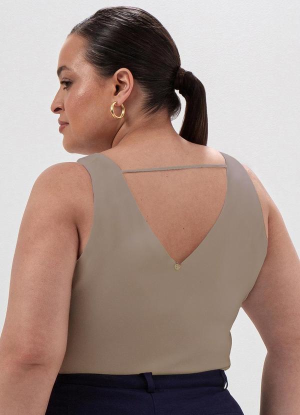 Principessa - Regata Feminina Decote V Bege Luma 6