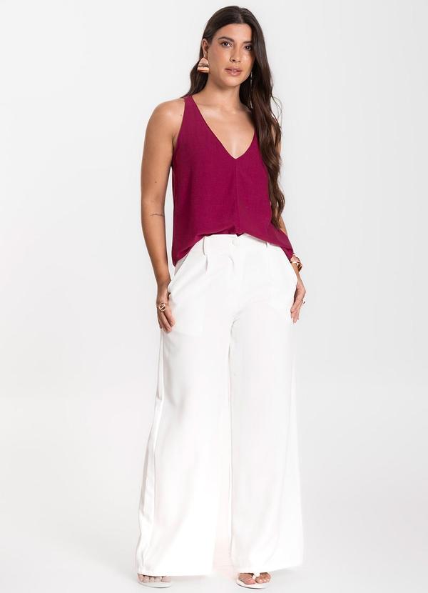 Infinita Cor - Regata Feminina em Tecido Vermelho 3