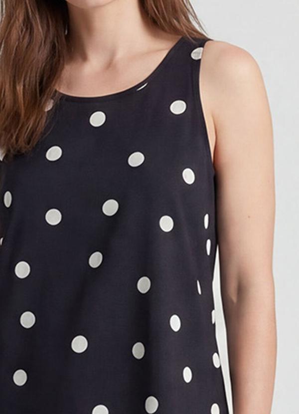 Infinita Cor - Regata Feminina em Viscose Poá Preto 3