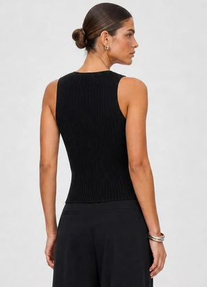 Dianna - Regata Feminina Trico Decote V Preto - DIANNA
