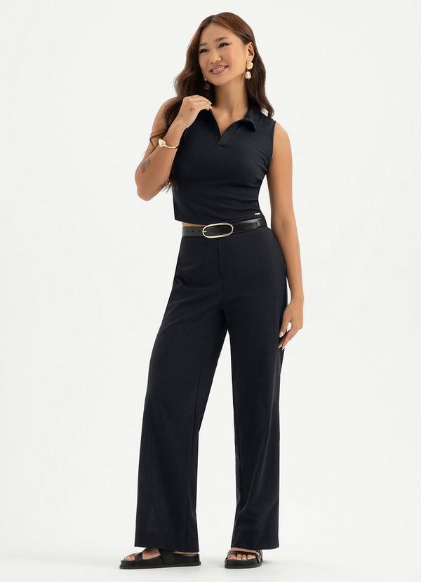 Cativa - Regata Gola Polo em Tecido Texturizado Preto 3