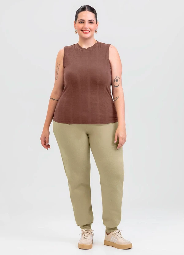 Cativa - Regata Plus Size em Canelado Marrom 3