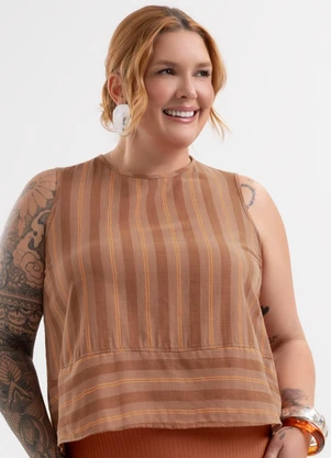 Cativa - Regata Plus Size em Tecido Texturizado Marrom - CATIVA