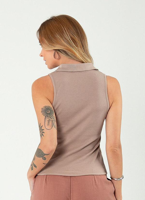 Cativa - Regata Polo Canelada Marrom Claro 2