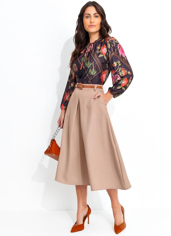 Quintess - Saia Bege em Alfaiataria 3