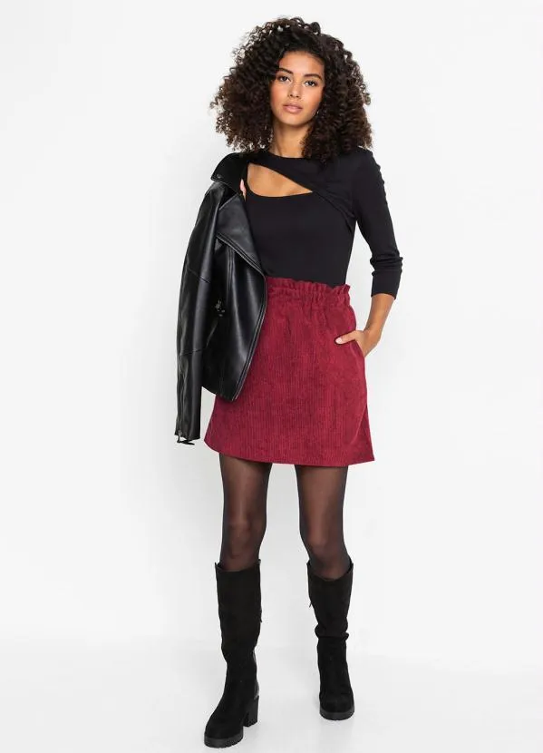 Queima Estoque - Saia com Bolsos Bordô 3