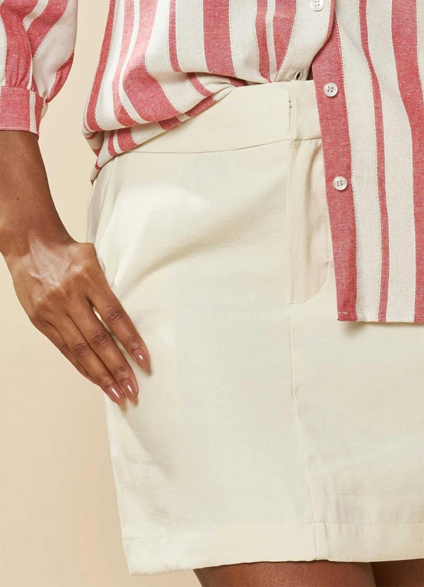 Doce Trama - Saia Curta Lusitana em Alfaiataria Branco 6