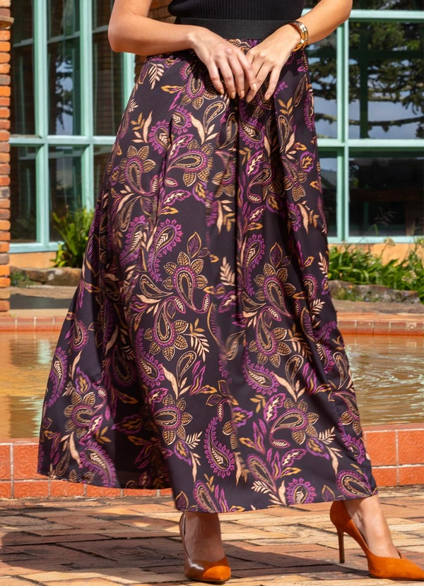 Quintess - Saia Floral Paisley em Malha Crepe 3