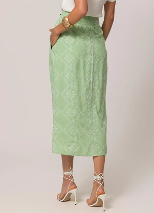 Doce Trama - Saia Longa Bordada em Viscose Verde - DOCE TRAMA
