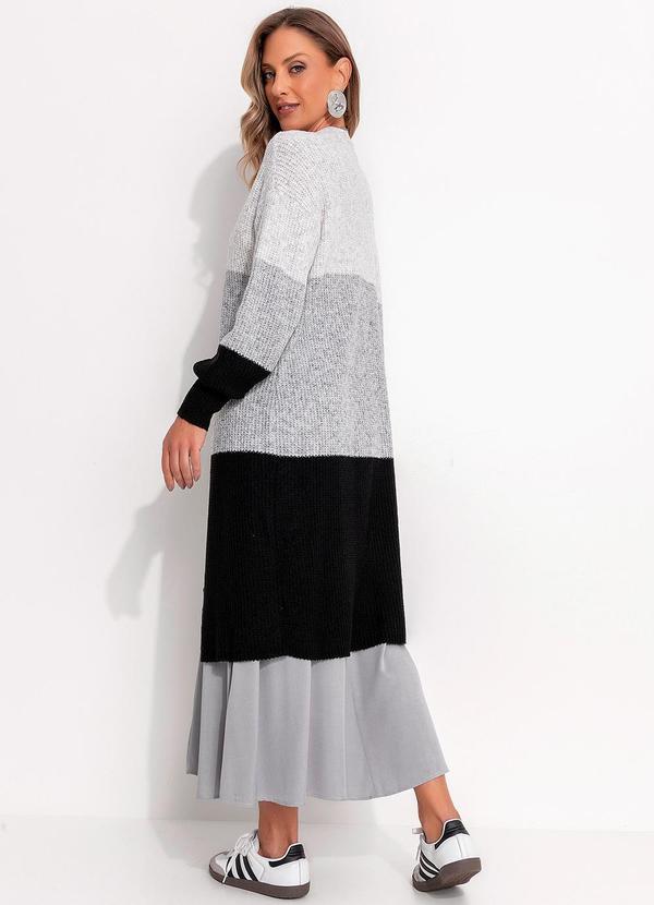 Quintess - Saia Cinza Claro em Viscose Plana 4