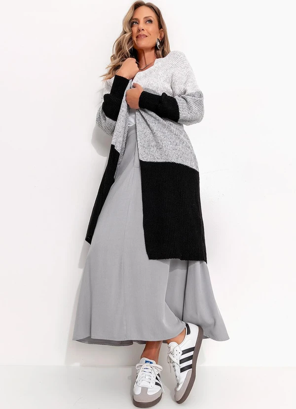 Quintess - Saia Cinza Claro em Viscose Plana 7