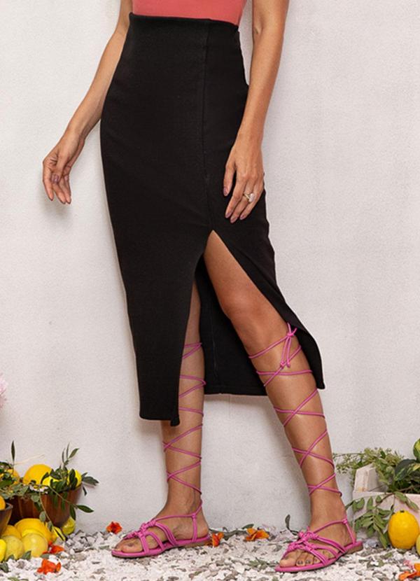 Use Modo - Saia Midi com Recorte Frontal Preto