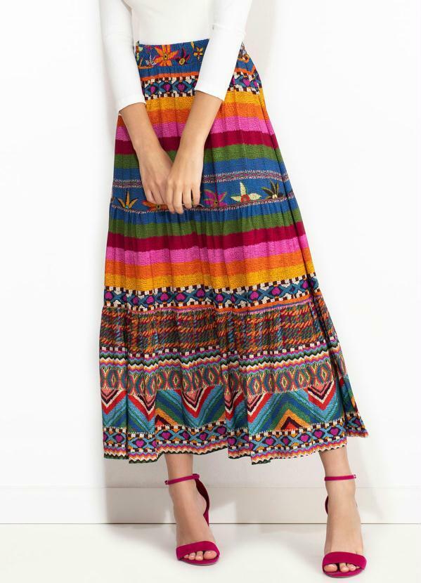 Farm - Saia Midi de Viscose Show de Arara Estampada
