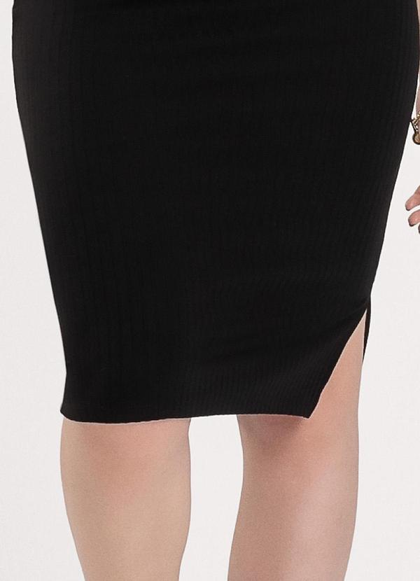 Cativa - Saia Midi em Canelado Preto 4