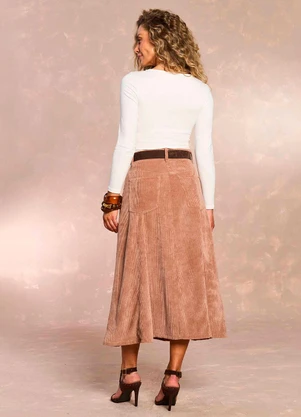 Doce Trama - Saia Midi Ethnic Blur em Veludo Cotelê Marrom - DOCE TRAMA